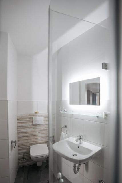 Holtrock Aparthotel Oberhausen  Bagian luar foto